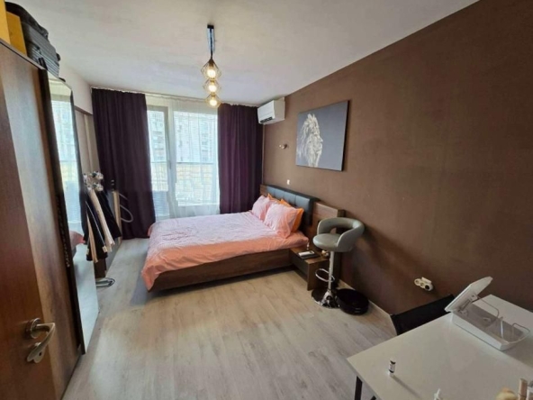 Дава се под наем Двустаен апартамент в София, Бъкстон - 80 кв.м за 800 € - Снимка #1