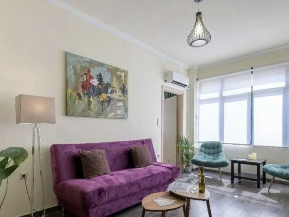 Дава се под наем Тристаен апартамент в Бургас, Лазур - 100 кв.м за 280.5 € - Снимка #1