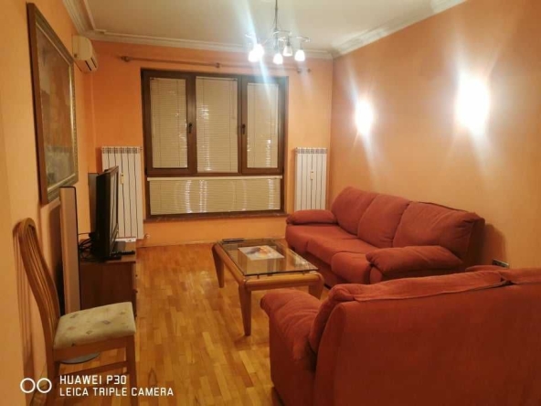 Дава се под наем Тристаен апартамент в София, Оборище - 112 кв.м за 625 € - Снимка #1