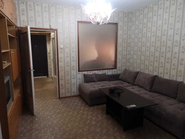 Дава се под наем Двустаен апартамент в Бургас, Изгрев - 50 кв.м за 168.3 € - Снимка #1