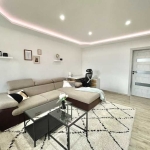 Дава се под наем Двустаен апартамент в Пловдив, Център - 55 кв.м за 175 € - Снимка #1