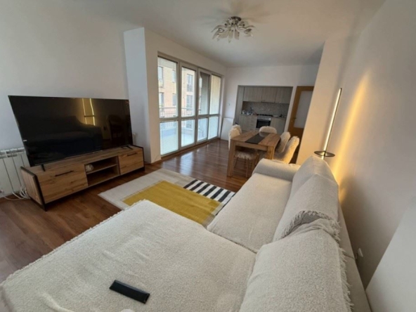 Дава се под наем Тристаен апартамент в София, Витоша - 115 кв.м за 847.62 € - Снимка #1