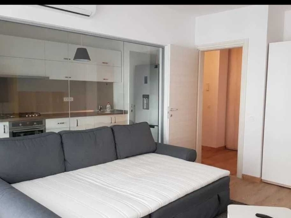 Дава се под наем Едностаен апартамент в Пловдив, Център - 40 кв.м за 178.5 € - Снимка #1