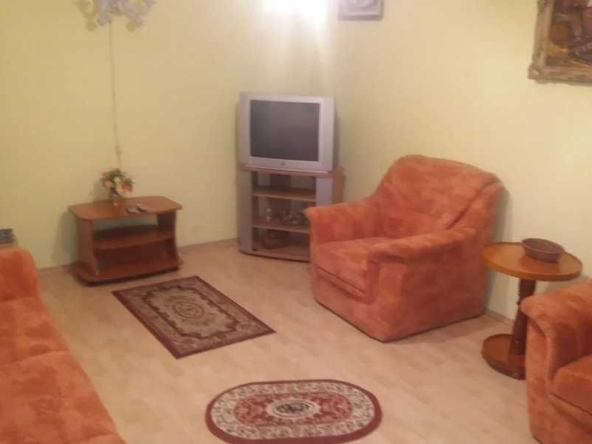 Дава се под наем Тристаен апартамент в Пловдив, Западен - 90 кв.м за 280.5 € - Снимка #1