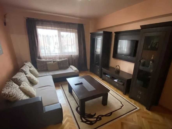 Дава се под наем Тристаен апартамент в Пловдив, Център - 75 кв.м за 224.4 € - Снимка #1