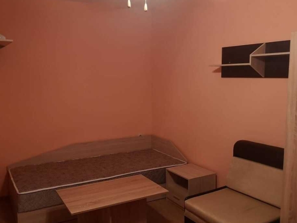 Дава се под наем Четиристаен апартамент в Пловдив, Кършияка - 110 кв.м за 218.28 € - Снимка #1