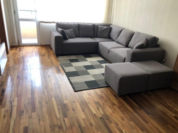 Дава се под наем Тристаен апартамент в София, Зона Б-19 - 85 кв.м за 766 € - Снимка #1