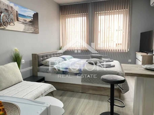 Дава се под наем Едностаен апартамент в Варна, Гръцка махала - 45 кв.м за 500 € - Снимка #1