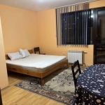 Дава се под наем Тристаен апартамент в София, Стрелбище - 120 кв.м за 750 € - Снимка #1