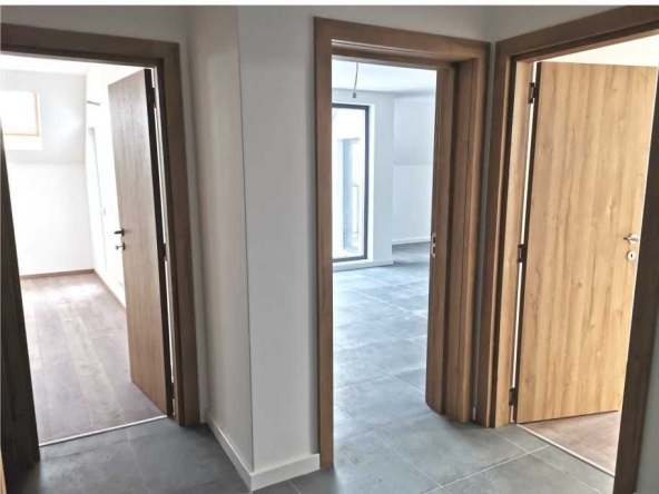 Тристаен апартамент в София, Малинова долина - 105 кв.м за 1275 €/кв.м - Снимка #1