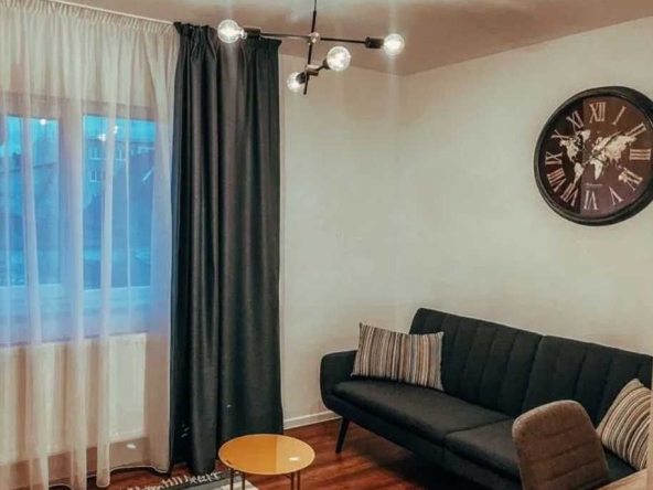 Дава се под наем Едностаен апартамент в Бургас, Лазур - 40 кв.м за 158.1 € - Снимка #1