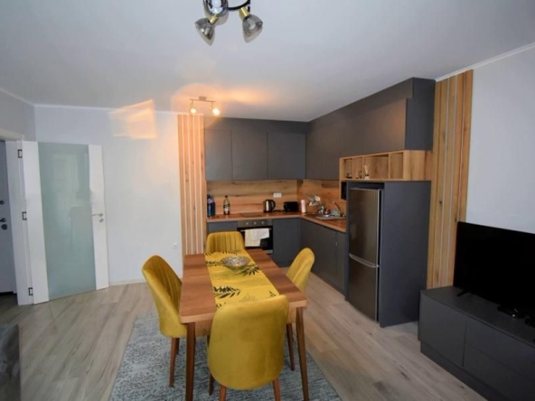 Дава се под наем Двустаен апартамент в Варна, ХЕИ - 70 кв.м за 600 € - Снимка #1