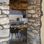 Дава се под наем Къща в с. Лешниково, Област Хасково - 140 кв.м за 550 € - Снимка #1