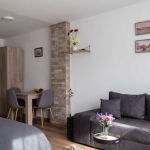 Дава се под наем Двустаен апартамент в Пловдив, Каменица 2 - 60 кв.м за 270.3 € - Снимка #1