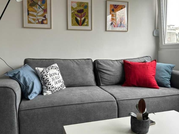 Дава се под наем Тристаен апартамент в Пловдив, Южен - 90 кв.м за 326.4 € - Снимка #1