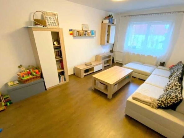 Дава се под наем Двустаен апартамент в Бургас, Център - 50 кв.м за 255 € - Снимка #1