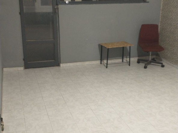 Дава се под наем Тристаен апартамент в Търговище, Запад 3 - 62 кв.м за 127.5 € - Снимка #1