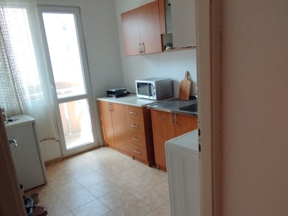 Дава се под наем Едностаен апартамент в Нови пазар - 35 кв.м за 248.88 € - Снимка #1