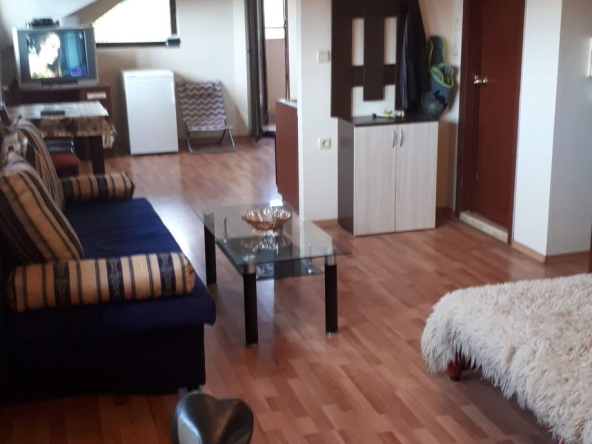 Дава се под наем Едностаен апартамент в Банско - 57 кв.м за 298.86 € - Снимка #1