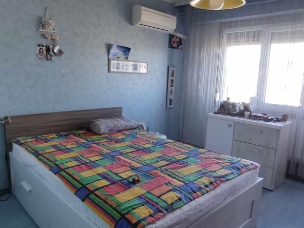 Двустаен апартамент в Бургас, Славейков - 61 кв.м за 1804 €/кв.м - Снимка #1