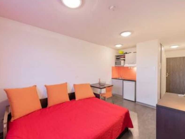 Дава се под наем Едностаен апартамент в Пловдив, Христо Смирненски - 45 кв.м за 173.4 € - Снимка #1