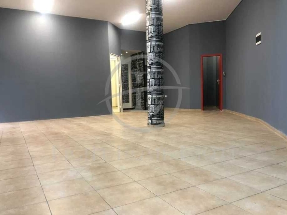 Магазин в Пловдив, Кючук Париж - 97 кв.м за 1207 €/кв.м - Снимка #1