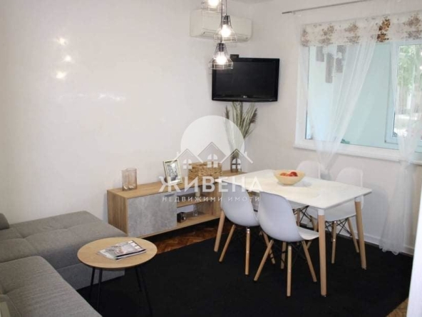 Дава се под наем Тристаен апартамент в Варна, Център - 79 кв.м за 620 € - Снимка #1