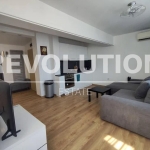 Дава се под наем Тристаен апартамент в Варна, Червен площад - 70 кв.м за 800 € - Снимка #1