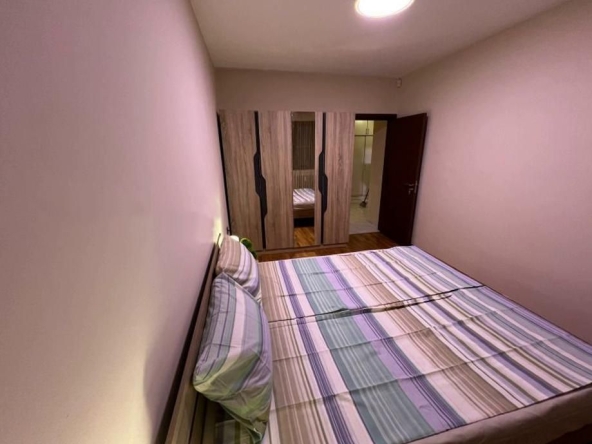 Дава се под наем Тристаен апартамент в София, Лозенец - 125 кв.м за 1097.01 € - Снимка #1