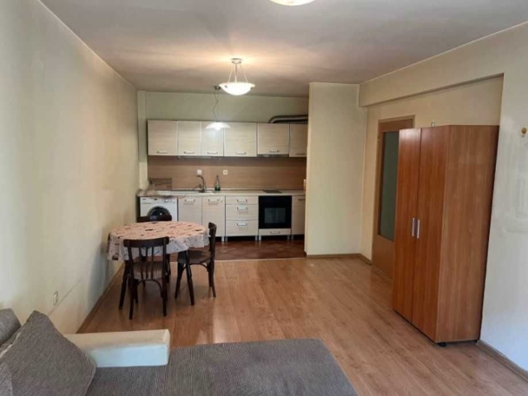 Дава се под наем Двустаен апартамент в София, Редута - 75 кв.м за 382.5 € - Снимка #1