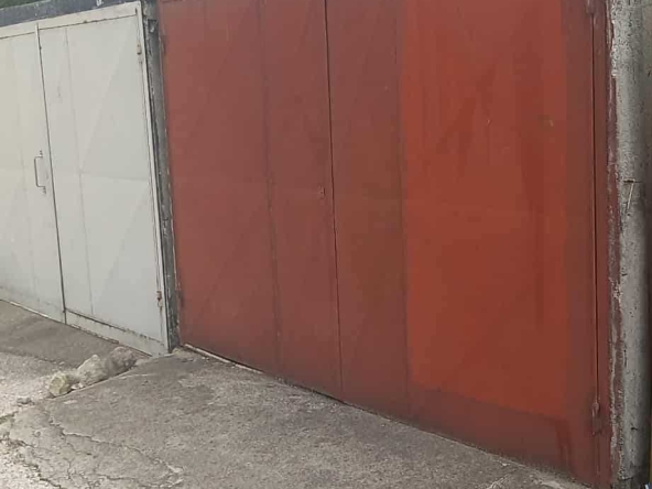 Гараж / Паркомясто в Хасково, Възраждане - 18 кв.м за 510 €/кв.м - Снимка #1