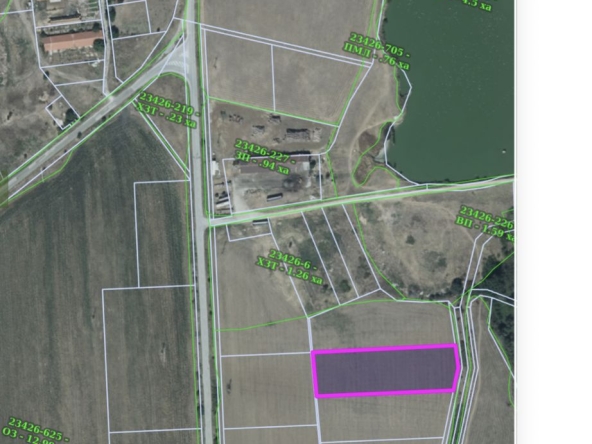 Земеделски имот в с. Драгомир, Област Пловдив -  кв.м за 837 €/дка - Снимка #1