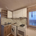 Дава се под наем Тристаен апартамент в Варна, Бриз - 80 кв.м за 500 € - Снимка #1