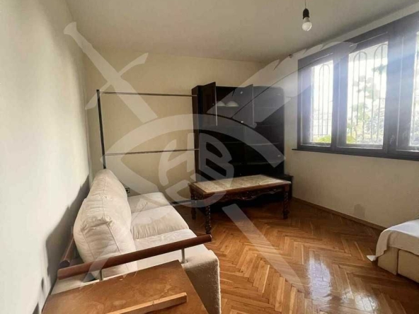 Дава се под наем Четиристаен апартамент в Варна, Автогара - 100 кв.м за 598.23 € - Снимка #1