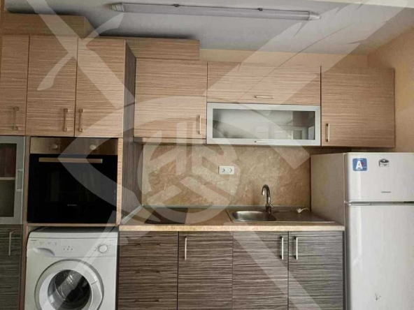 Дава се под наем Двустаен апартамент в Варна, Център - 55 кв.м за 398.82 € - Снимка #1