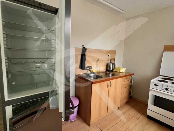 Дава се под наем Къща в к.к. Св.Св. Константин и Елена - 80 кв.м за 600 € - Снимка #1