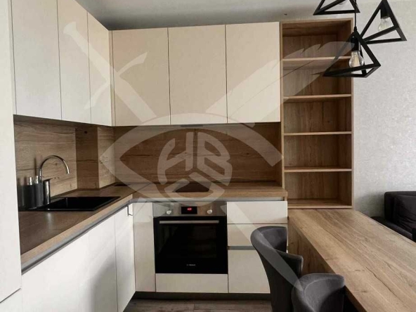 Дава се под наем Двустаен апартамент в Варна, м-т Св. Никола - 50 кв.м за 500 € - Снимка #1