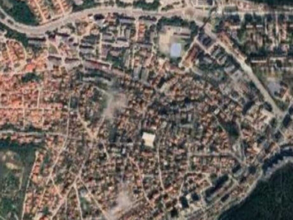 Парцел в Варна, Левски - 250 кв.м за 356 €/кв.м - Снимка #1