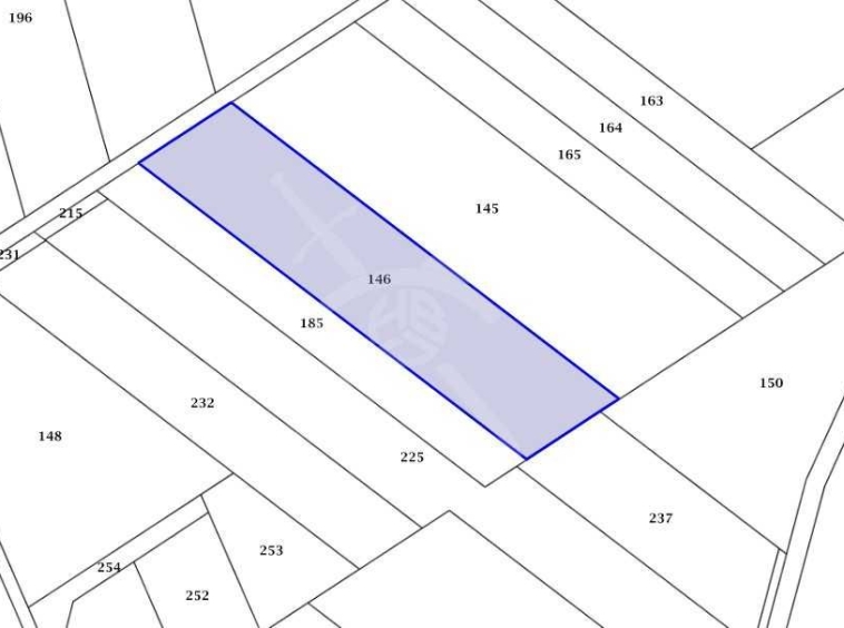 Земеделски имот в с. Брестник, Област Пловдив -  кв.м за 18360 €/дка - Снимка #1
