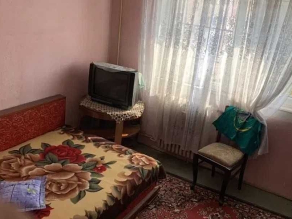 Дава се под наем Двустаен апартамент в Бургас, Лазур - 60 кв.м за 229.5 € - Снимка #1