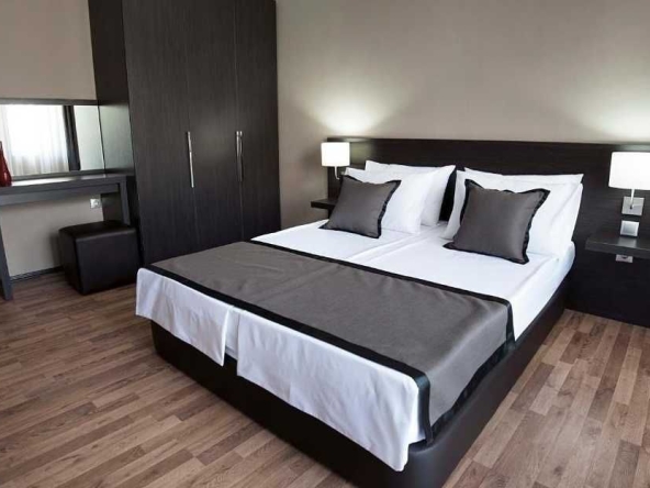 Дава се под наем Тристаен апартамент в Пловдив, Остромила - 83 кв.м за 397.8 € - Снимка #1