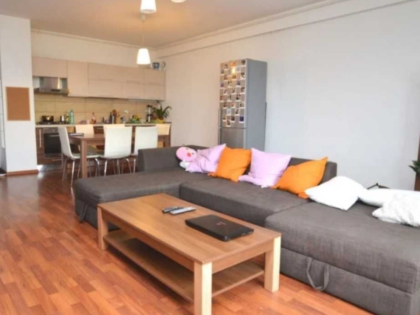 Дава се под наем Двустаен апартамент в Пловдив, Централна гара - 65 кв.м за 275.4 € - Снимка #1