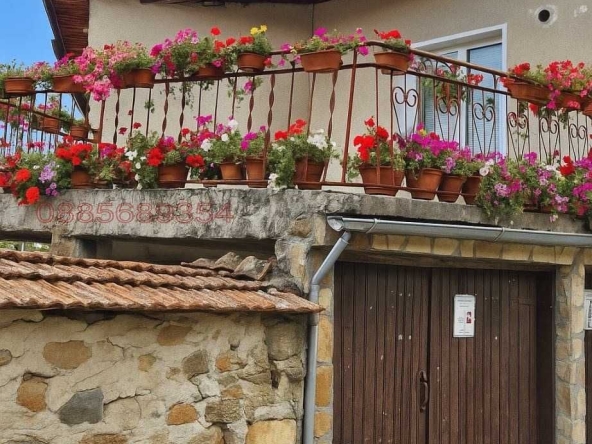 Къща в с. Горно Драглище, Област Благоевград - 180 кв.м за 224 €/кв.м - Снимка #1