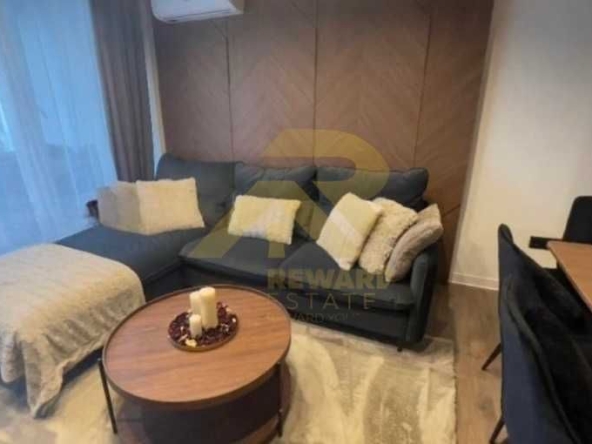 Тристаен апартамент в София, Център - 75 кв.м за 2520 €/кв.м - Снимка #1