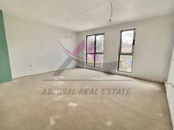 Тристаен апартамент в Варна, м-т Траката - 85 кв.м за 1942 €/кв.м - Снимка #1