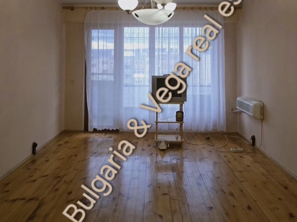 Тристаен апартамент в Горна Оряховица - 80 кв.м за 1188 €/кв.м - Снимка #1