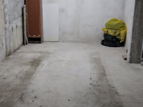 Дава се под наем Гараж / Паркомясто в София, Люлин 1 - 22 кв.м за 99.45 € - Снимка #1