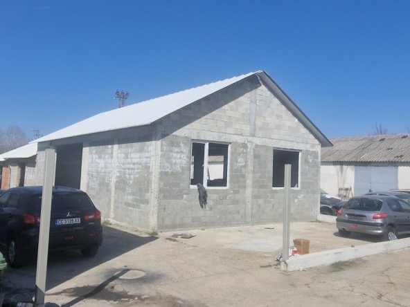 Дава се под наем Склад в Силистра, Малчика - 240 кв.м за 109721.91 € - Снимка #1