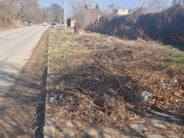 Парцел в Силистра, Промишлена зона - Юг - 1500 кв.м за 95 €/кв.м - Снимка #1