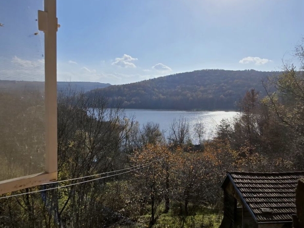 Къща в Стражица - 92 кв.м за 471 €/кв.м - Снимка #1